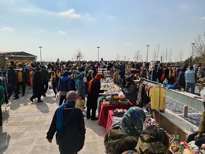 گزارش تصویری ( جمعه بازار و باغ کتاب هم فال است هم تماشا )
