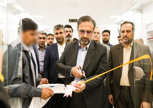 اشتغال زندانیان کارگاه خیاطی در ندامتگاه مرکزی کرج
